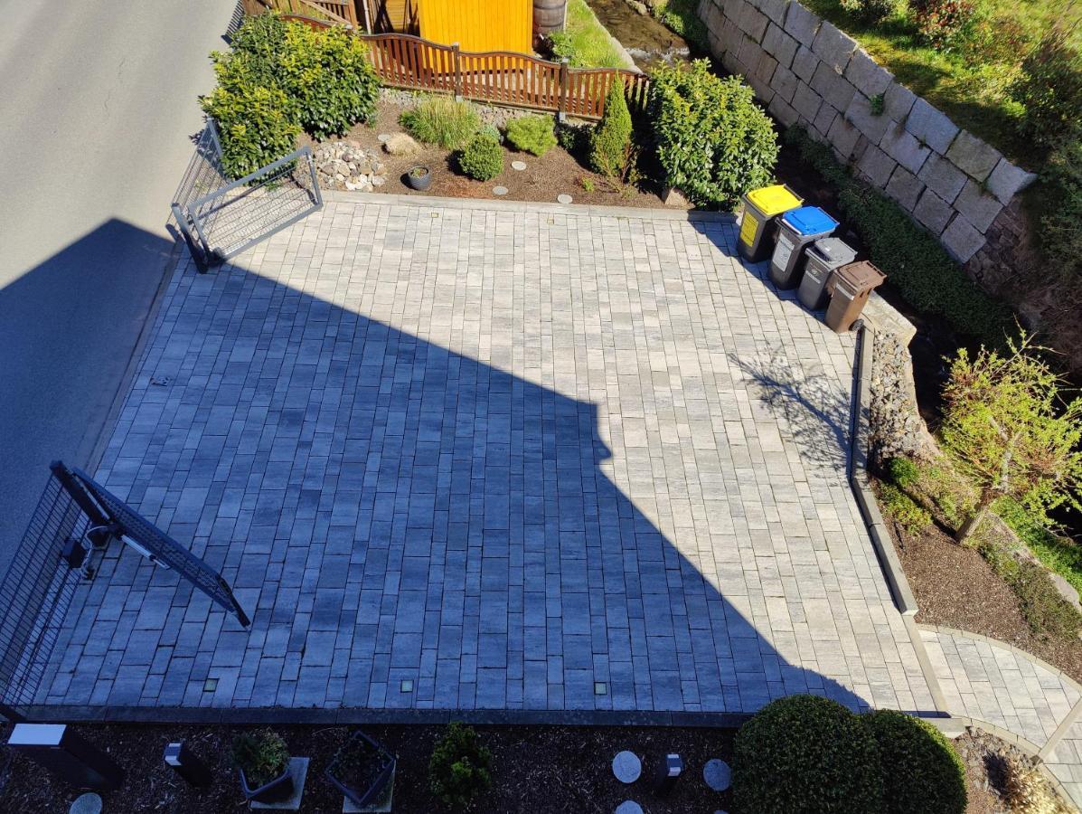 Ferienhaus Villa Adelsberg Mit Dachterrasse In Zentraler Lage Fuer Bis Zu 10 Personen Chemnitz Bagian luar foto