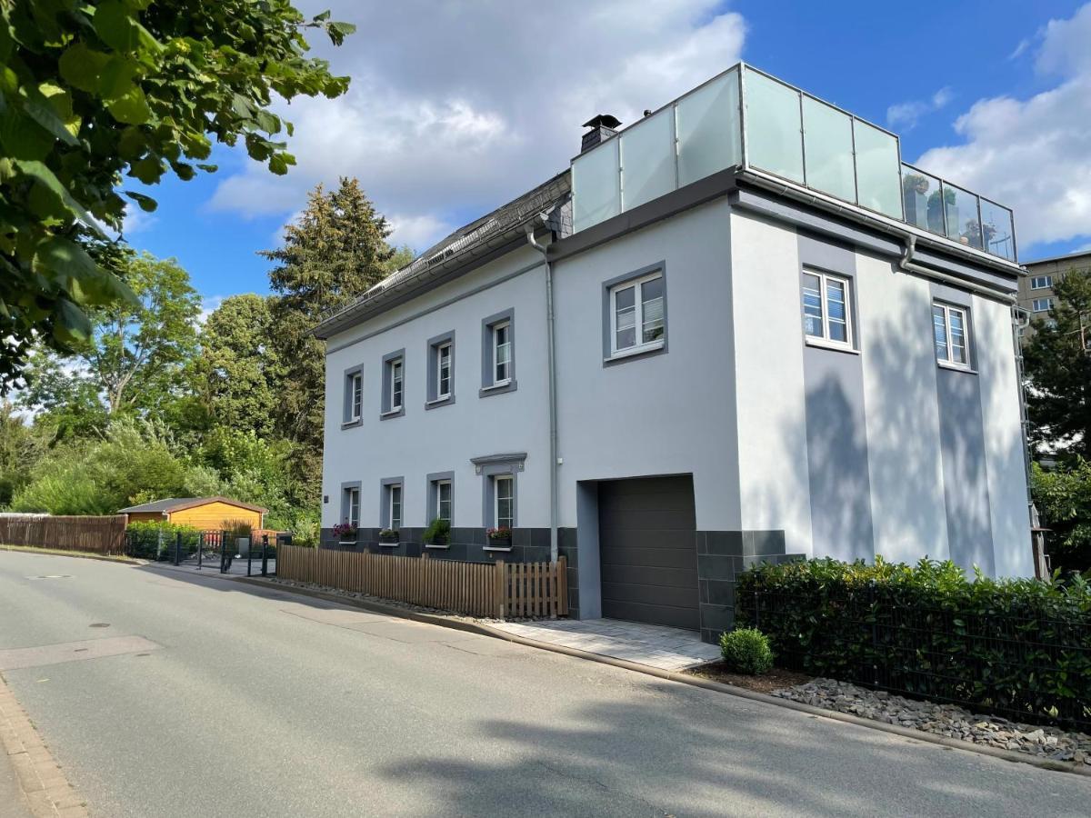 Ferienhaus Villa Adelsberg Mit Dachterrasse In Zentraler Lage Fuer Bis Zu 10 Personen Chemnitz Bagian luar foto