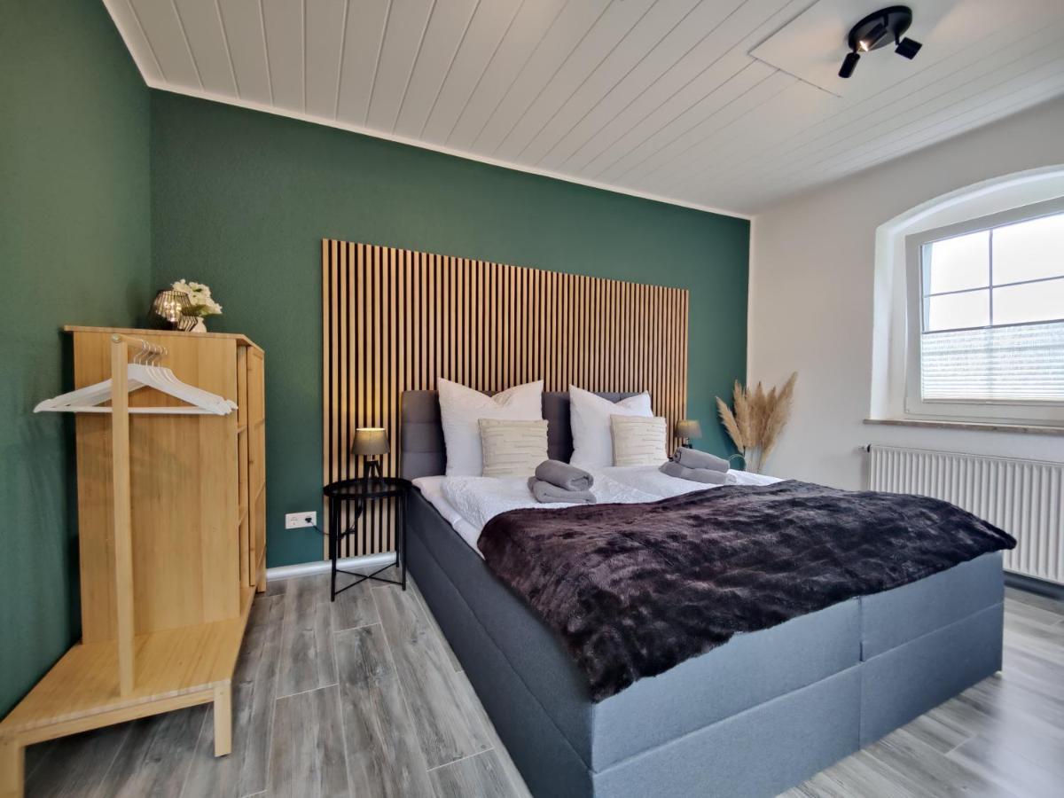 Ferienhaus Villa Adelsberg Mit Dachterrasse In Zentraler Lage Fuer Bis Zu 10 Personen Chemnitz Bagian luar foto