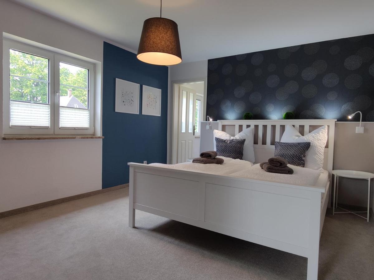 Ferienhaus Villa Adelsberg Mit Dachterrasse In Zentraler Lage Fuer Bis Zu 10 Personen Chemnitz Bagian luar foto