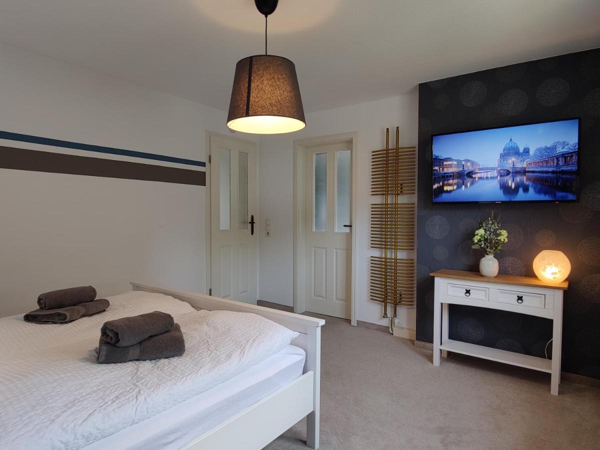 Ferienhaus Villa Adelsberg Mit Dachterrasse In Zentraler Lage Fuer Bis Zu 10 Personen Chemnitz Bagian luar foto