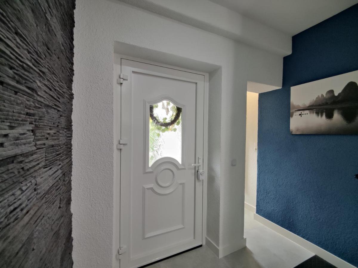 Ferienhaus Villa Adelsberg Mit Dachterrasse In Zentraler Lage Fuer Bis Zu 10 Personen Chemnitz Bagian luar foto
