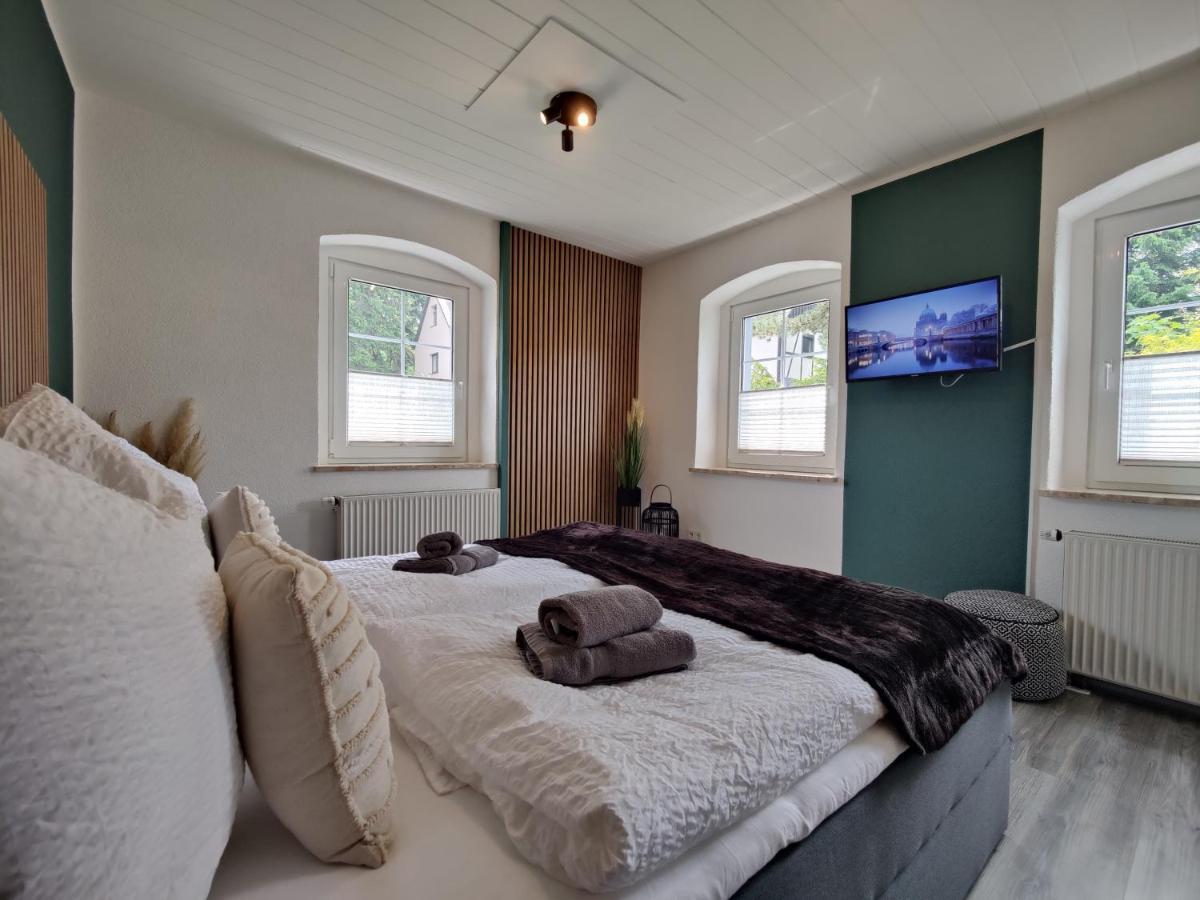 Ferienhaus Villa Adelsberg Mit Dachterrasse In Zentraler Lage Fuer Bis Zu 10 Personen Chemnitz Bagian luar foto