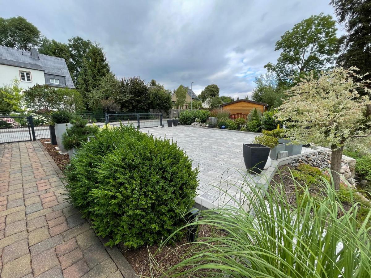Ferienhaus Villa Adelsberg Mit Dachterrasse In Zentraler Lage Fuer Bis Zu 10 Personen Chemnitz Bagian luar foto